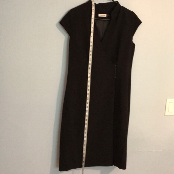 Calvin Klein size 10 black dress - Picture 9 of 9